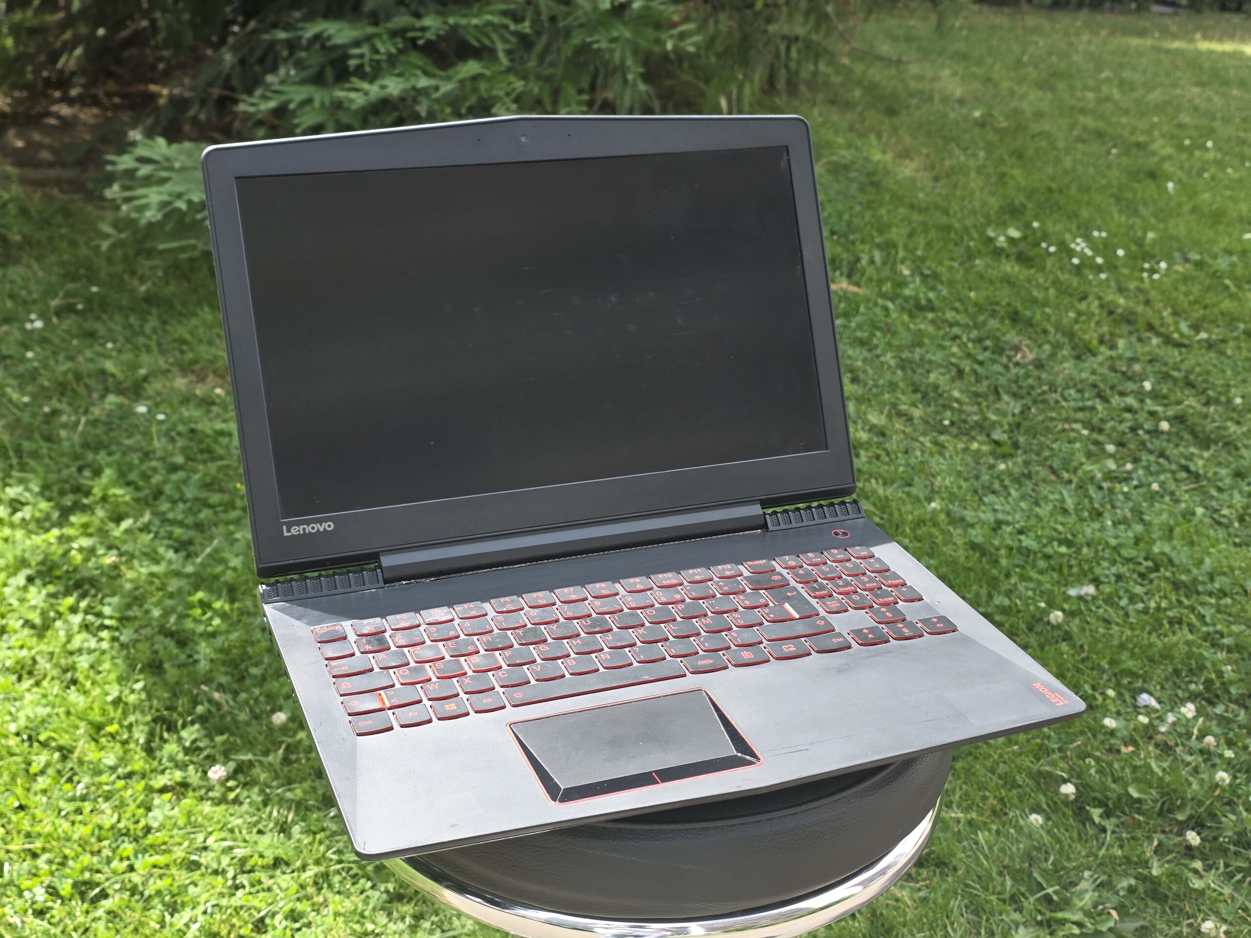 Lenovo Legion Y520-15IKBN